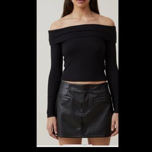 Cotton On New Black Faux Leather Mini Skirt Size 0
